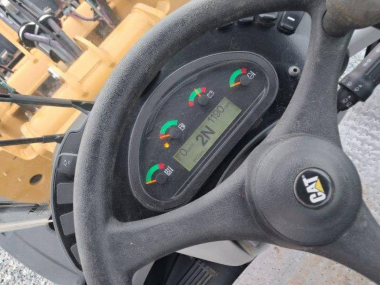 CAT 906M - Ελαστιχοφόρος φορτωτής: φωτογραφία 5 CAT 906M - Ελαστιχοφόρος φορτωτής: φωτογραφία 5