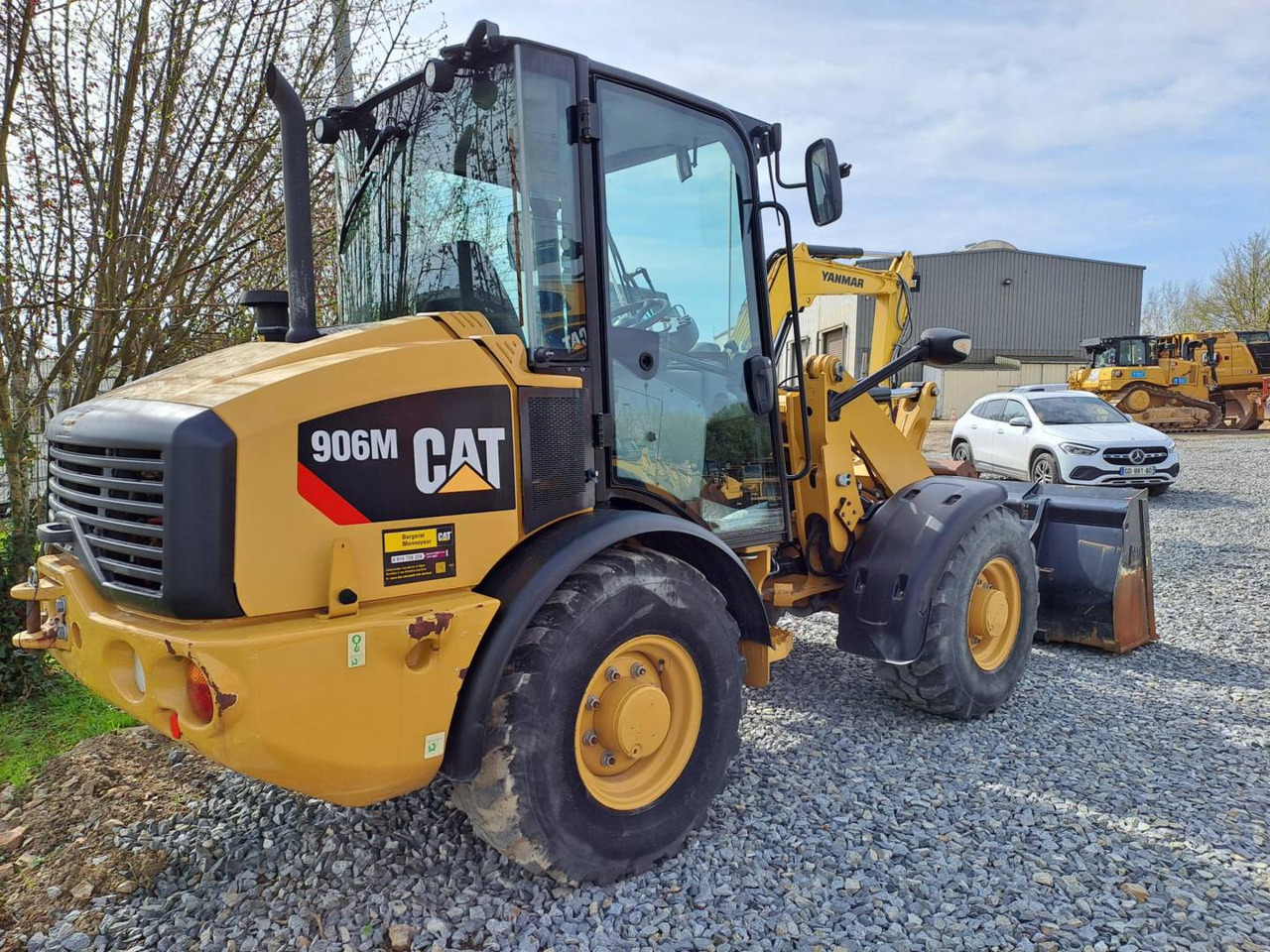 CAT 906M - Ελαστιχοφόρος φορτωτής: φωτογραφία 3 CAT 906M - Ελαστιχοφόρος φορτωτής: φωτογραφία 3