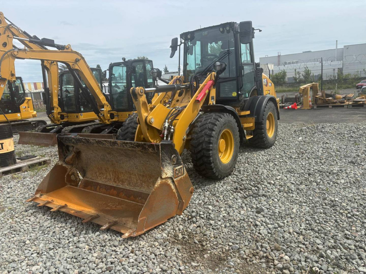 CAT 908 - Ελαστιχοφόρος φορτωτής: φωτογραφία 2 CAT 908 - Ελαστιχοφόρος φορτωτής: φωτογραφία 2