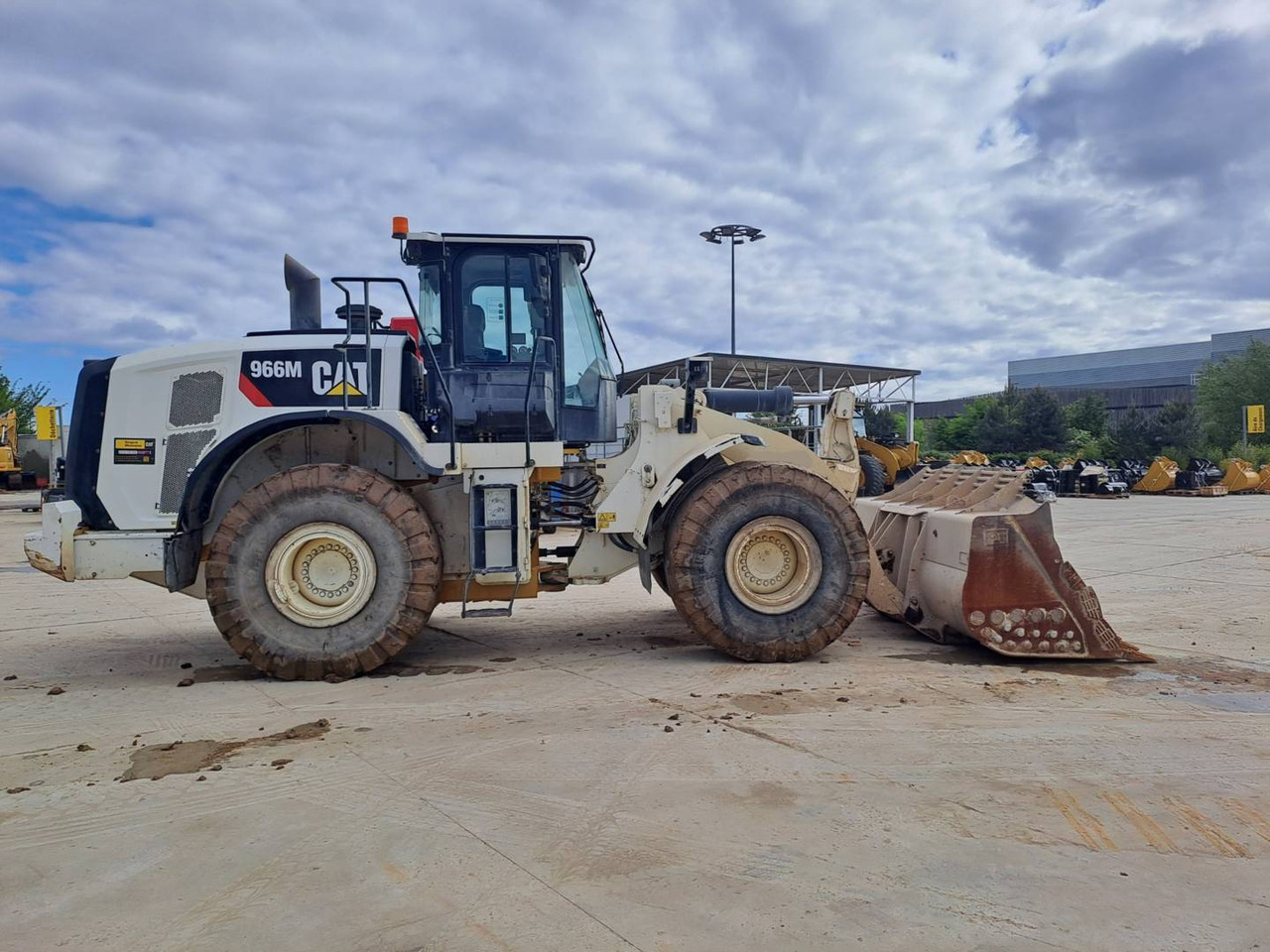 CAT 966M - Ελαστιχοφόρος φορτωτής: φωτογραφία 5 CAT 966M - Ελαστιχοφόρος φορτωτής: φωτογραφία 5