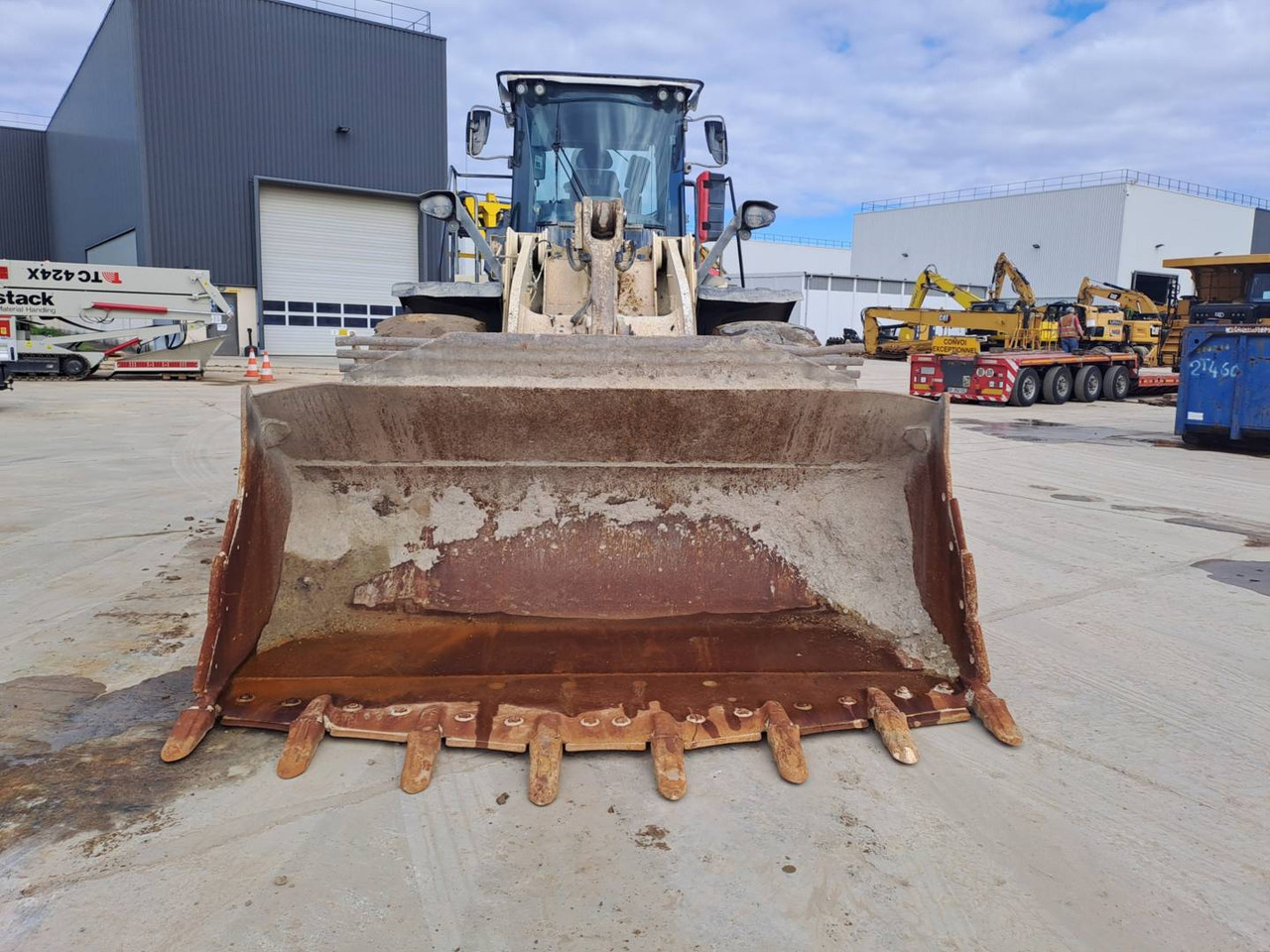 CAT 966M - Ελαστιχοφόρος φορτωτής: φωτογραφία 4 CAT 966M - Ελαστιχοφόρος φορτωτής: φωτογραφία 4