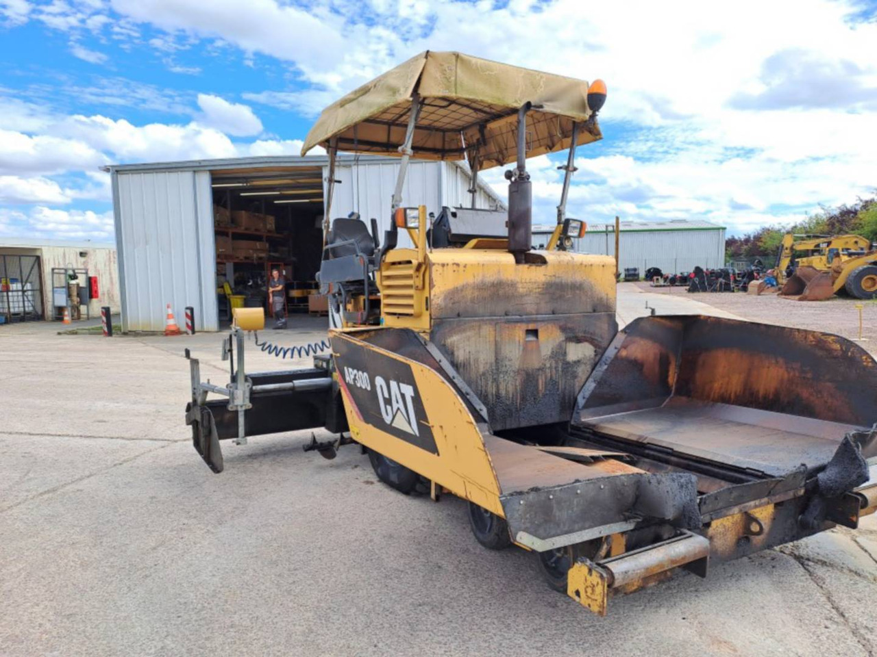 CAT AP300 - Διαστρωτήρας ασφάλτου: φωτογραφία 2 CAT AP300 - Διαστρωτήρας ασφάλτου: φωτογραφία 2