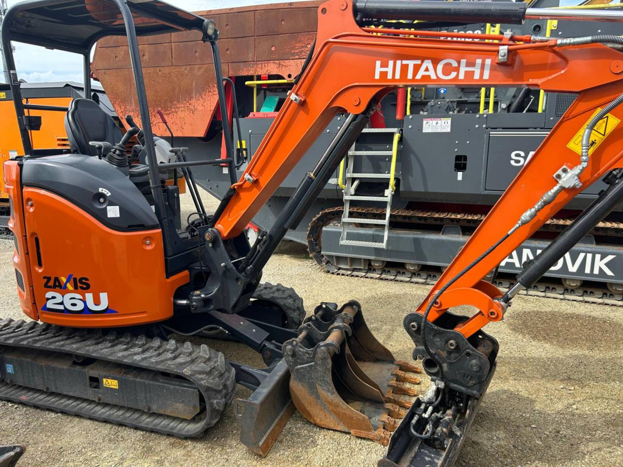 HITACHI ZX26U-6 - Ερπυστριοφόρος εκσκαφέας: φωτογραφία 2 HITACHI ZX26U-6 - Ερπυστριοφόρος εκσκαφέας: φωτογραφία 2