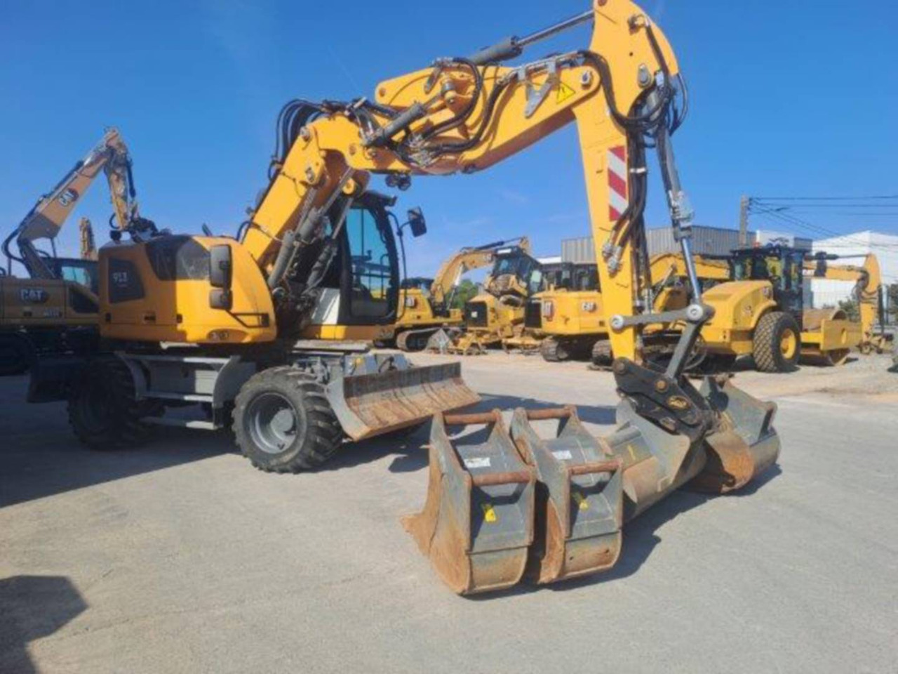LIEBHERR A913 - Τροχοφόρος εκσκαφέας: φωτογραφία 2 LIEBHERR A913 - Τροχοφόρος εκσκαφέας: φωτογραφία 2