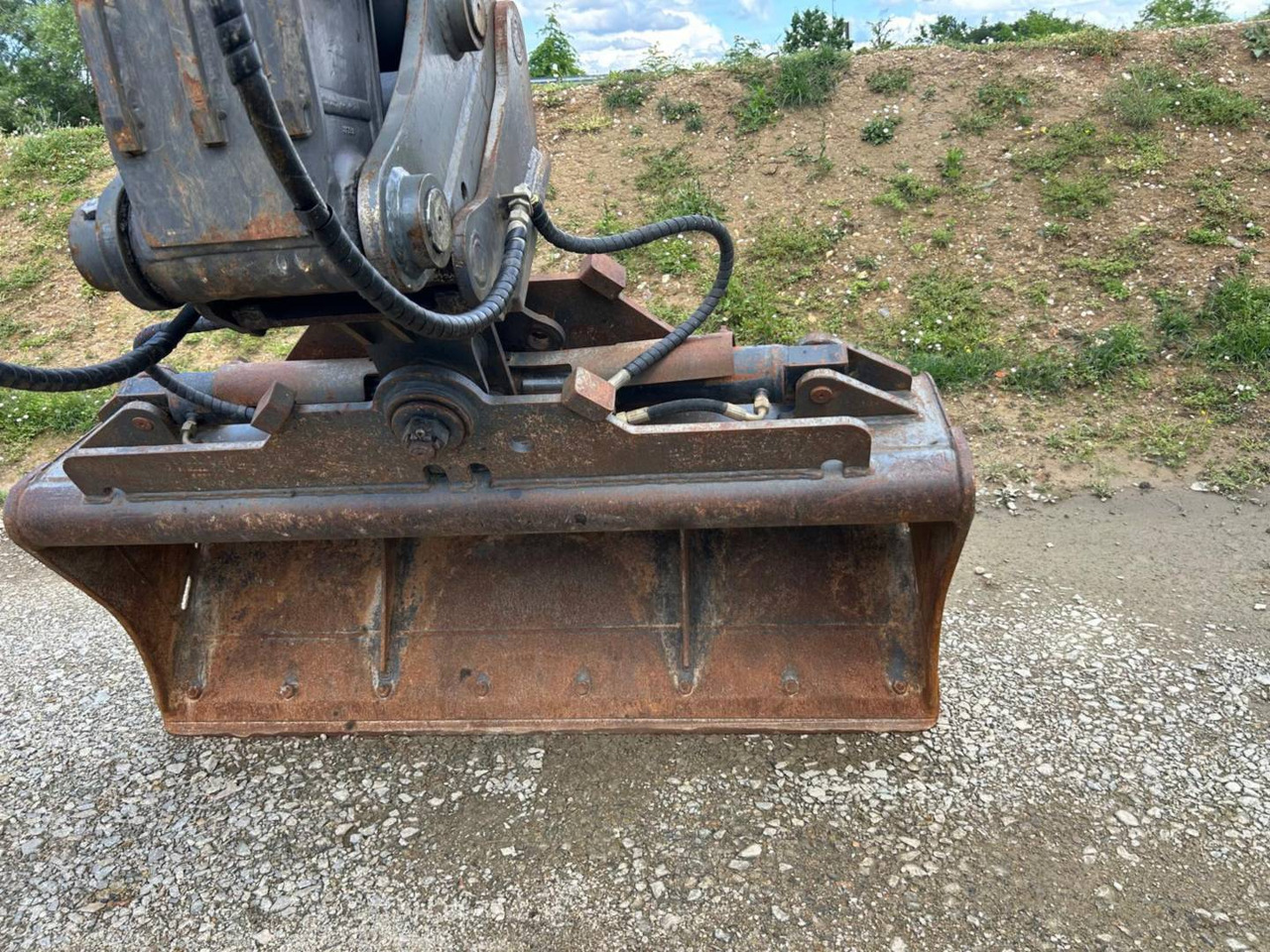 Ερπυστριοφόρος εκσκαφέας VOLVO CONSTRUCTION EQUIPMENT EC140: φωτογραφία 8 Ερπυστριοφόρος εκσκαφέας VOLVO CONSTRUCTION EQUIPMENT EC140: φωτογραφία 8