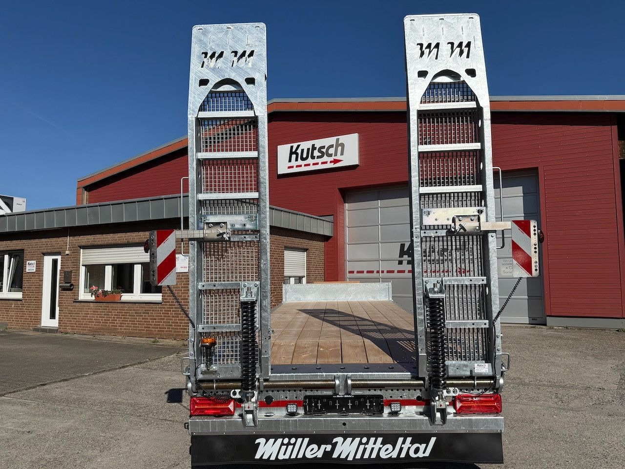 Müller-Mitteltal ETÜ-TA-R 21 Tieflader 7m, luftgefedert, LED - Τρέιλερ πλατφόρμα/ Καρότσα: φωτογραφία 4 Müller-Mitteltal ETÜ-TA-R 21 Tieflader 7m, luftgefedert, LED - Τρέιλερ πλατφόρμα/ Καρότσα: φωτογραφία 4