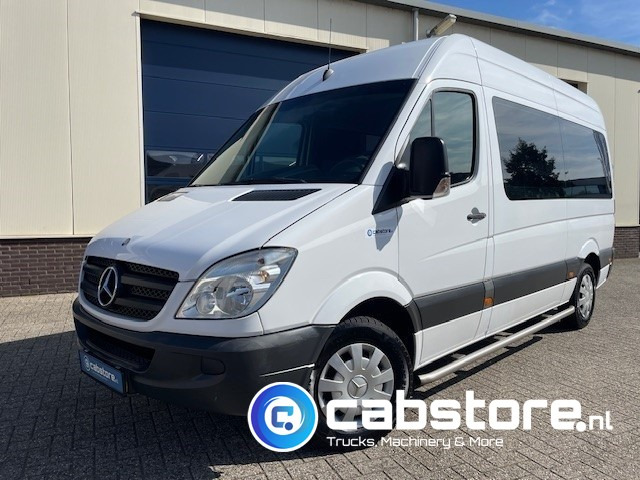 Mercedes-Benz SPRINTER 211 CDI - L2/H2- Automatische versnellingsbak - 9 Persoons - Bouwjaar 2009 - APK tot 17-01-2026 ! - Side bars - Privacy glas - Airco - Μικρό λεωφορείο, Επιβατικό βαν: φωτογραφία 2 Mercedes-Benz SPRINTER 211 CDI - L2/H2- Automatische versnellingsbak - 9 Persoons - Bouwjaar 2009 - APK tot 17-01-2026 ! - Side bars - Privacy glas - Airco - Μικρό λεωφορείο, Επιβατικό βαν: φωτογραφία 2