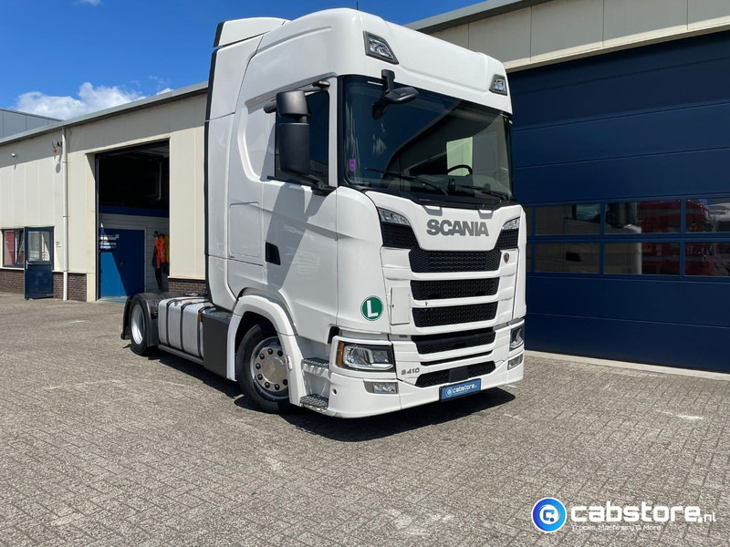Scania S410 A 4x2 EB Euro 6 - MEGA VOLUME - RETARDER - Bouwjaar 2018 - S-Highline - Km 822.505 - Differentieelslot - Τράκτορας: φωτογραφία 2 Scania S410 A 4x2 EB Euro 6 - MEGA VOLUME - RETARDER - Bouwjaar 2018 - S-Highline - Km 822.505 - Differentieelslot - Τράκτορας: φωτογραφία 2