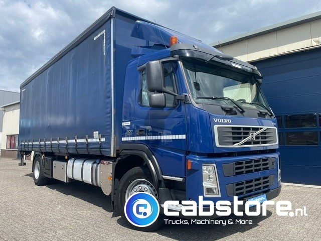 Volvo FM9 4X2R FAL9.0 RAD-A4 Volvo FM300 4x2 Euro 5 bakwagen - Schuifzeilen - Laadklep 2000 kg - Bouwjaar 2008 - Kooi-Aap heftruck - Επαγγελματικό αυτοκίνητο κόφα: φωτογραφία 1 Volvo FM9 4X2R FAL9.0 RAD-A4 Volvo FM300 4x2 Euro 5 bakwagen - Schuifzeilen - Laadklep 2000 kg - Bouwjaar 2008 - Kooi-Aap heftruck - Επαγγελματικό αυτοκίνητο κόφα: φωτογραφία 1