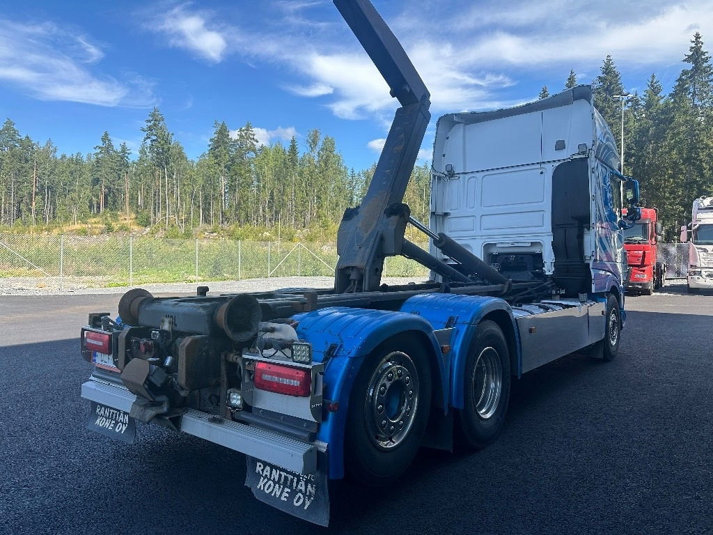 DAF XF 530 6x2*4 - Φορτηγό φόρτωσης γάντζου: φωτογραφία 4 DAF XF 530 6x2*4 - Φορτηγό φόρτωσης γάντζου: φωτογραφία 4
