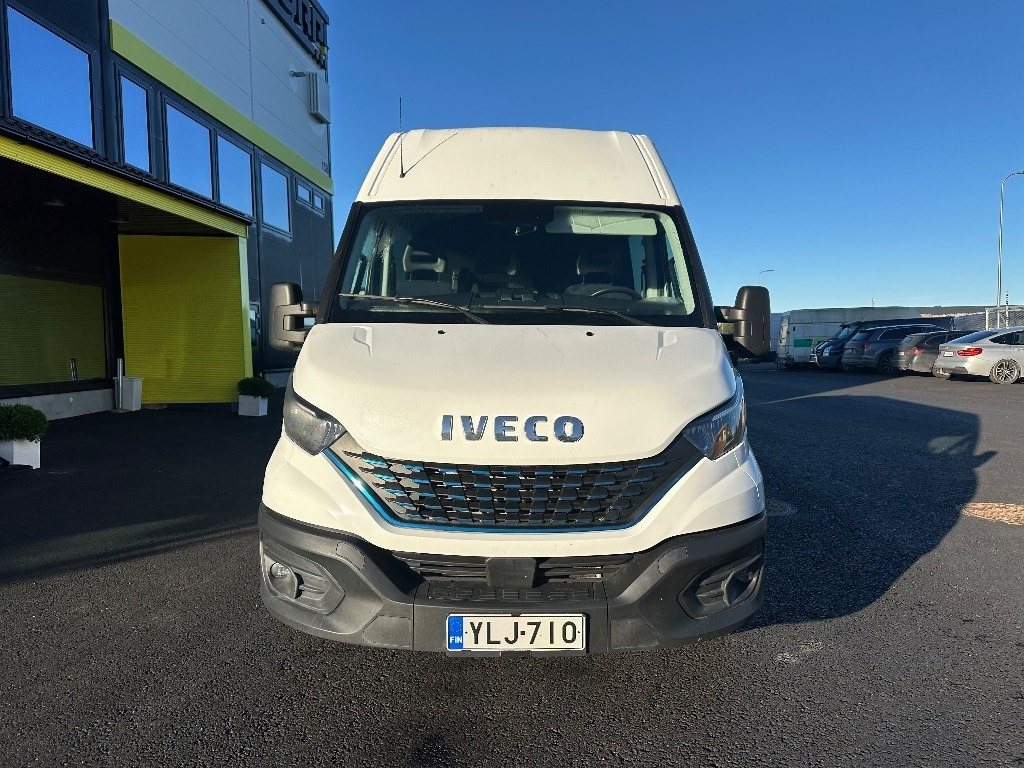 Iveco Daily 35S14 CNG A8 Huom! 6hlö PAKETTIAUTO - Βαν: φωτογραφία 2 Iveco Daily 35S14 CNG A8 Huom! 6hlö PAKETTIAUTO - Βαν: φωτογραφία 2