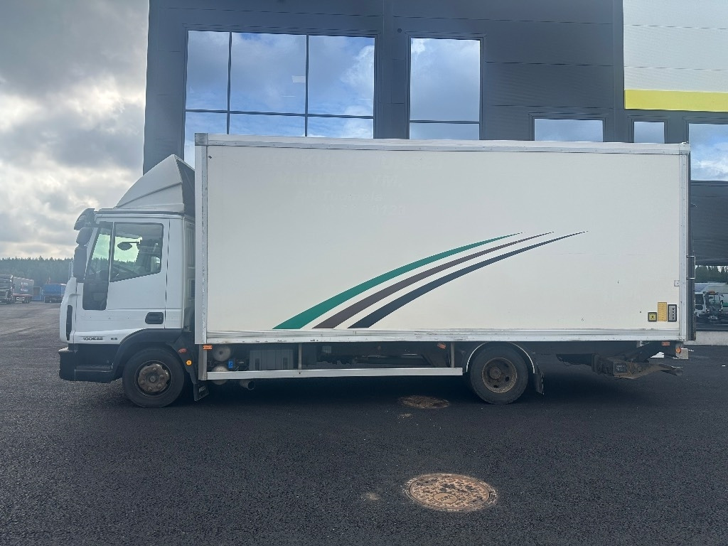 Iveco Eurocargo 100 E22  - Φορτηγό κόφα: φωτογραφία 5 Iveco Eurocargo 100 E22  - Φορτηγό κόφα: φωτογραφία 5