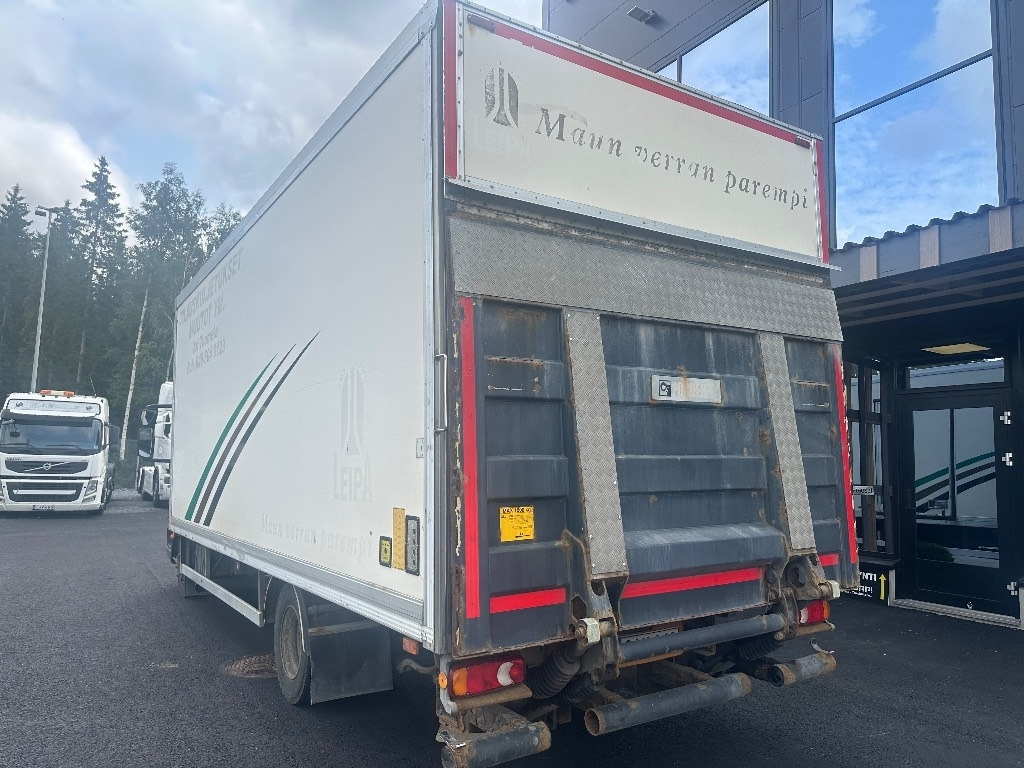 Iveco Eurocargo 100 E22  - Φορτηγό κόφα: φωτογραφία 4 Iveco Eurocargo 100 E22  - Φορτηγό κόφα: φωτογραφία 4