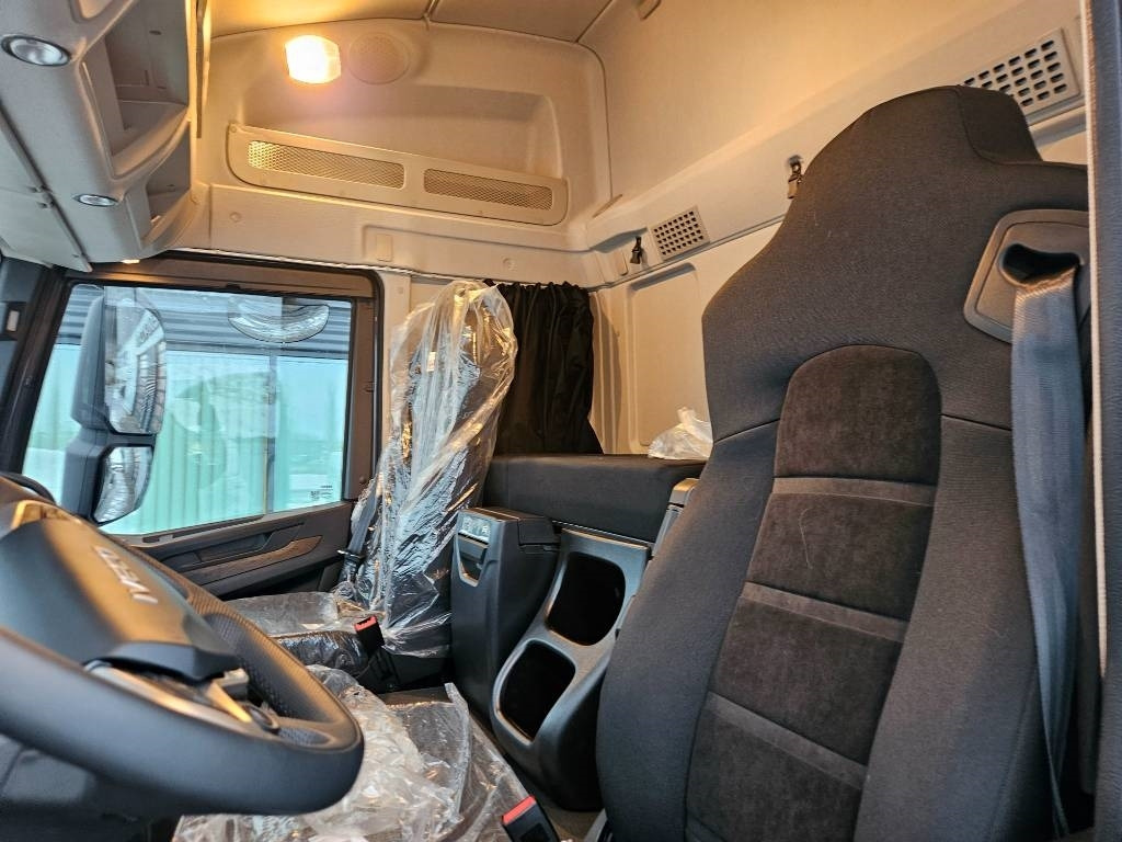 Iveco TWay AT410T54 10X4 metsäkoneritilä - Φορτηγό ξυλείας: φωτογραφία 5 Iveco TWay AT410T54 10X4 metsäkoneritilä - Φορτηγό ξυλείας: φωτογραφία 5