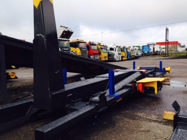 Jimeca Koukkulaite 16t - Συστήματοςα γάντζων φόρτωσης/ Καδοφόρος φορτωτής: φωτογραφία 1 Jimeca Koukkulaite 16t - Συστήματοςα γάντζων φόρτωσης/ Καδοφόρος φορτωτής: φωτογραφία 1