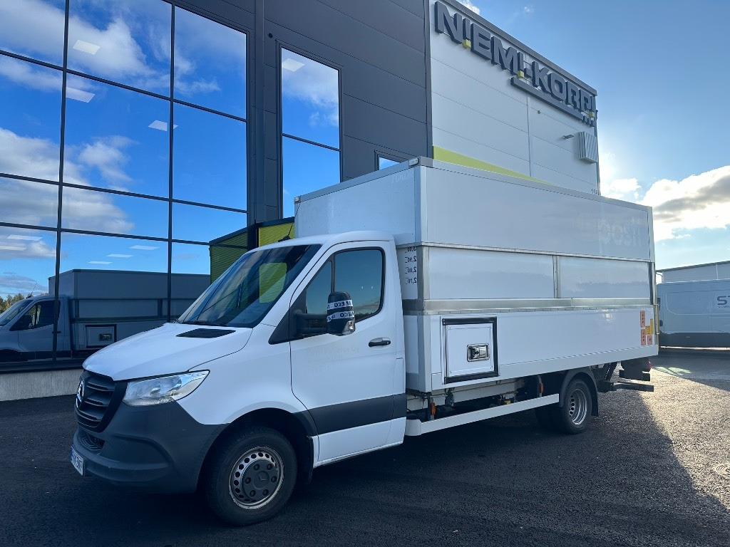 Mercedes-Benz Sprinter 516 Nouseva kori - Επαγγελματικό αυτοκίνητο κόφα: φωτογραφία 1 Mercedes-Benz Sprinter 516 Nouseva kori - Επαγγελματικό αυτοκίνητο κόφα: φωτογραφία 1