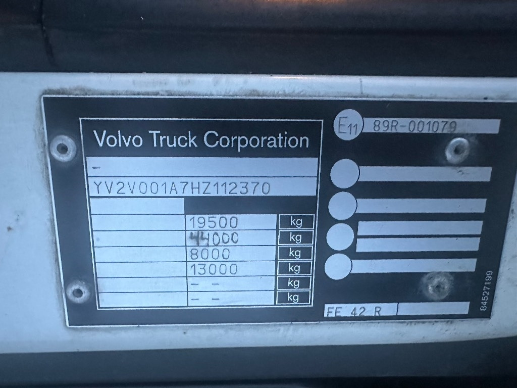 Volvo FE 320 - Φορτηγό κόφα: φωτογραφία 2 Volvo FE 320 - Φορτηγό κόφα: φωτογραφία 2