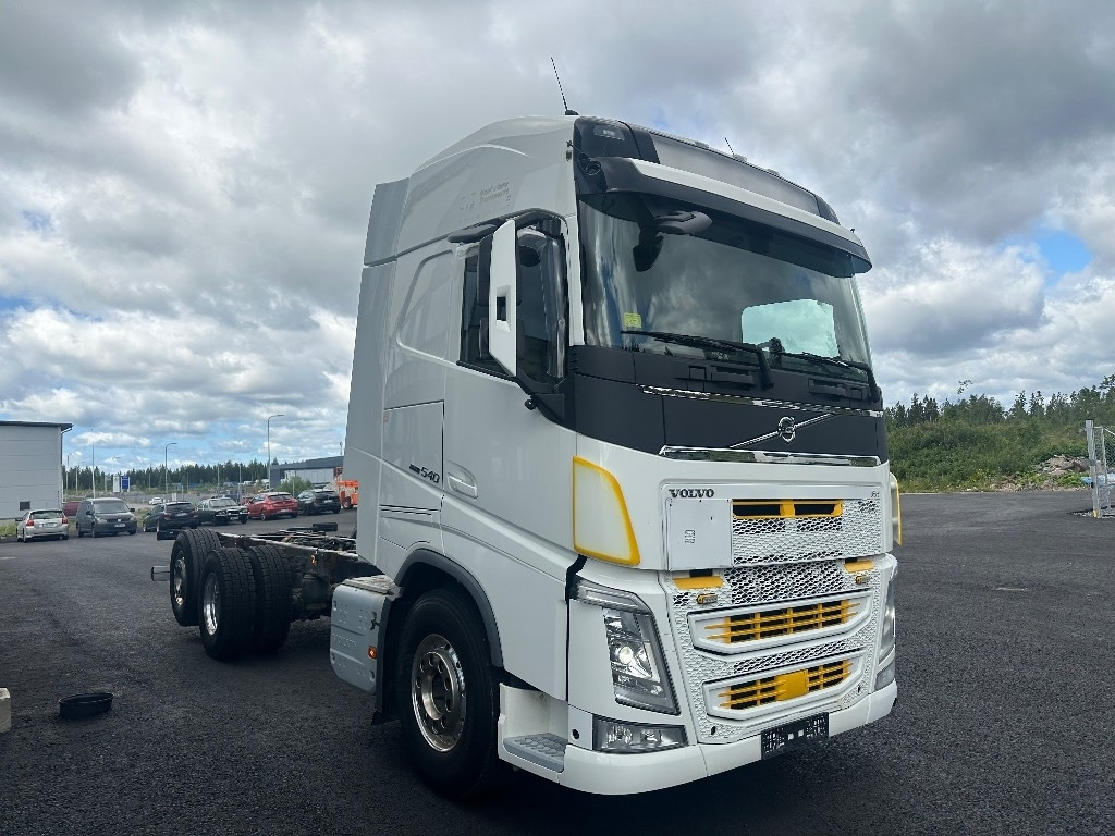 Volvo FH13 540 6x2*4 - Φορτηγό σασί: φωτογραφία 2 Volvo FH13 540 6x2*4 - Φορτηγό σασί: φωτογραφία 2