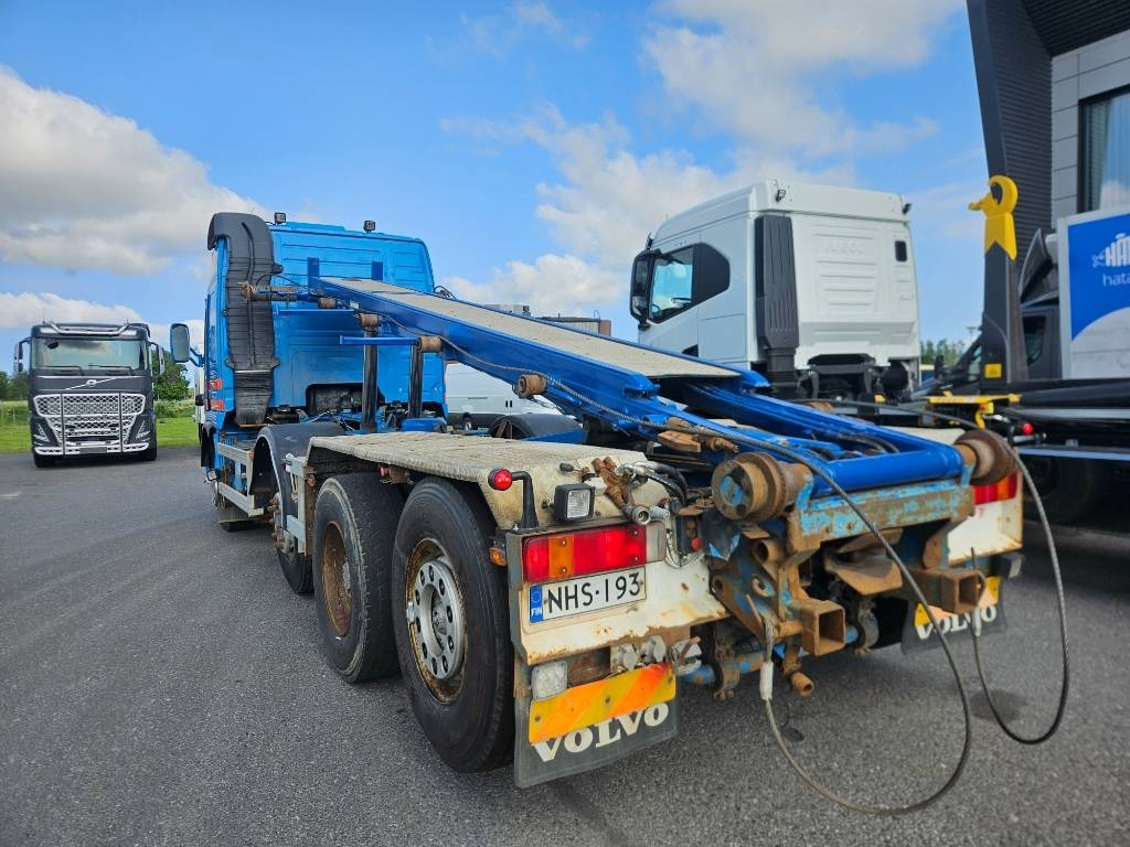 Volvo FM12 420 8x2 - Φορτηγό καδοφόρος φορτωτής: φωτογραφία 5 Volvo FM12 420 8x2 - Φορτηγό καδοφόρος φορτωτής: φωτογραφία 5