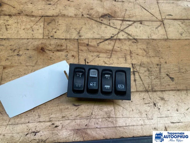 Scania Kontakter - Ηλεκτρικό σύστημα για Φορτηγό: φωτογραφία 1 Scania Kontakter - Ηλεκτρικό σύστημα για Φορτηγό: φωτογραφία 1