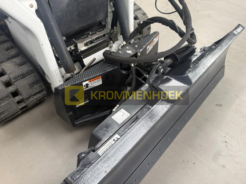 Bobcat 96 Dozer Blade 244 cm 6-weg blad - Ισοπεδωτής για Φορτωτής: φωτογραφία 4 Bobcat 96 Dozer Blade 244 cm 6-weg blad - Ισοπεδωτής για Φορτωτής: φωτογραφία 4