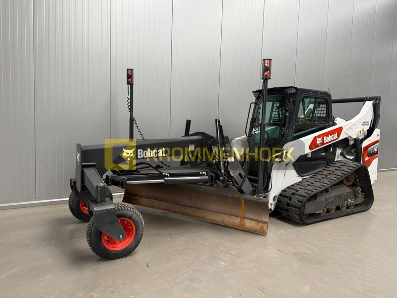 Bobcat T 76 Laser Grader 244 cm HD - Φορτωτής πλάγιας ολίσθησης: φωτογραφία 2 Bobcat T 76 Laser Grader 244 cm HD - Φορτωτής πλάγιας ολίσθησης: φωτογραφία 2