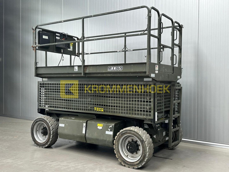 JLG M 3369 - Ψαλιδωτό ανυψωτικό: φωτογραφία 3 JLG M 3369 - Ψαλιδωτό ανυψωτικό: φωτογραφία 3
