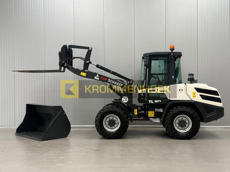 Terex TL80 - Ελαστιχοφόρος φορτωτής: φωτογραφία 1 Terex TL80 - Ελαστιχοφόρος φορτωτής: φωτογραφία 1