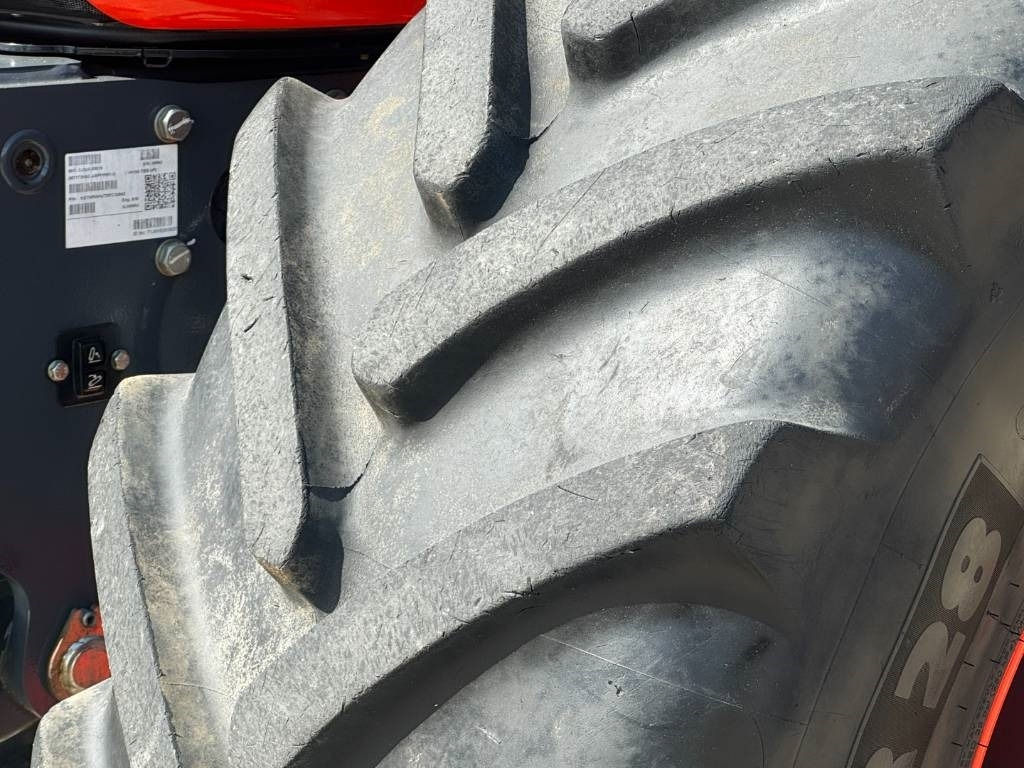 Kubota M7173 P-KVT, GPS RTK, frontlinkage + PTO, 2021!! - Τρακτέρ: φωτογραφία 4 Kubota M7173 P-KVT, GPS RTK, frontlinkage + PTO, 2021!! - Τρακτέρ: φωτογραφία 4