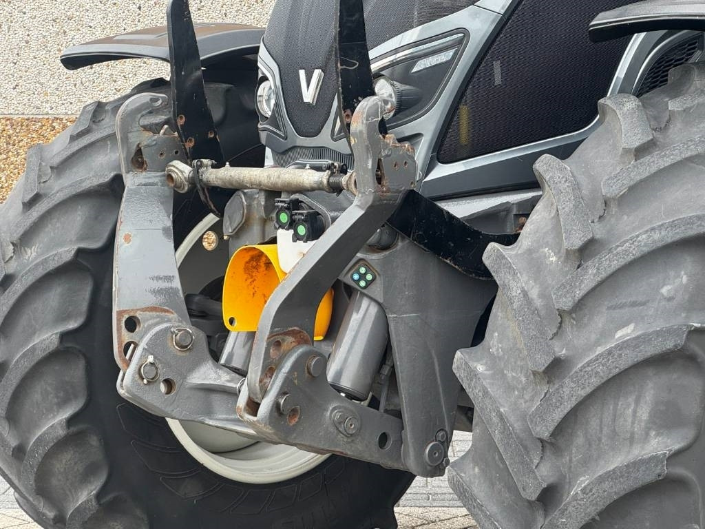 Valtra N174D, Frontlinkage + PTO, Frontloader, 3846 hours - Τρακτέρ: φωτογραφία 4 Valtra N174D, Frontlinkage + PTO, Frontloader, 3846 hours - Τρακτέρ: φωτογραφία 4