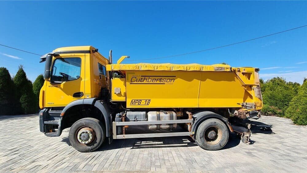 MERCEDES-BENZ Arocs 1824 / Cuthbertson MPB-18 - Φορτηγό ανατρεπόμενο: φωτογραφία 2 MERCEDES-BENZ Arocs 1824 / Cuthbertson MPB-18 - Φορτηγό ανατρεπόμενο: φωτογραφία 2