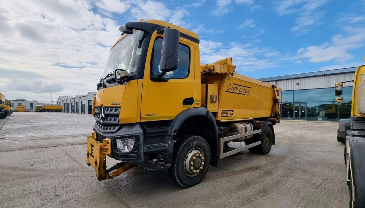 MERCEDES-BENZ Arocs 1824 / Cuthbertson MPB-18 - Φορτηγό ανατρεπόμενο: φωτογραφία 1 MERCEDES-BENZ Arocs 1824 / Cuthbertson MPB-18 - Φορτηγό ανατρεπόμενο: φωτογραφία 1