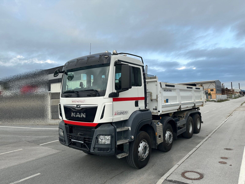 MAN TGS 35.500 8X4 BB - Φορτηγό ανατρεπόμενο: φωτογραφία 2 MAN TGS 35.500 8X4 BB - Φορτηγό ανατρεπόμενο: φωτογραφία 2