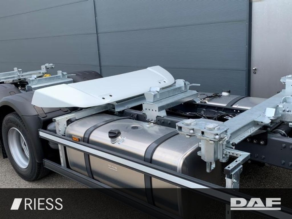 DAF XG 480 FAN 6X2 Multiwechsler 1120-1320 mm 2xAHK - Φορτηγό μεταφοράς εμπορευματοκιβωτίων/ Κινητό αμάξωμα: φωτογραφία 4 DAF XG 480 FAN 6X2 Multiwechsler 1120-1320 mm 2xAHK - Φορτηγό μεταφοράς εμπορευματοκιβωτίων/ Κινητό αμάξωμα: φωτογραφία 4