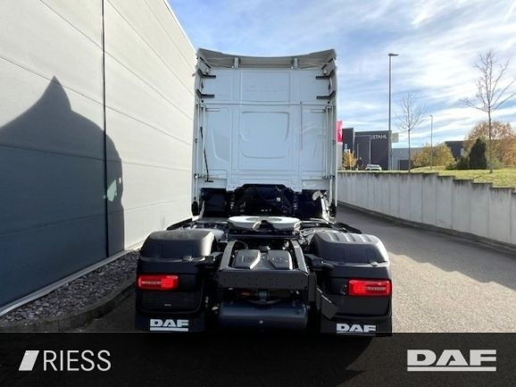 DAF XG 530 FT Alcoa Leder Vollluft Standklima - Τράκτορας: φωτογραφία 4 DAF XG 530 FT Alcoa Leder Vollluft Standklima - Τράκτορας: φωτογραφία 4