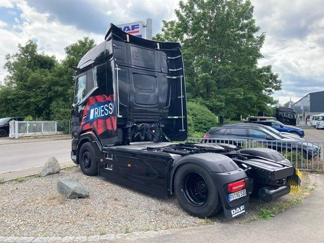 DAF XG 530 FT Vollluft Leder Kamera SpurH DAF XG 530 FT Vollluft Leder Kamera - Τράκτορας: φωτογραφία 5 DAF XG 530 FT Vollluft Leder Kamera SpurH DAF XG 530 FT Vollluft Leder Kamera - Τράκτορας: φωτογραφία 5