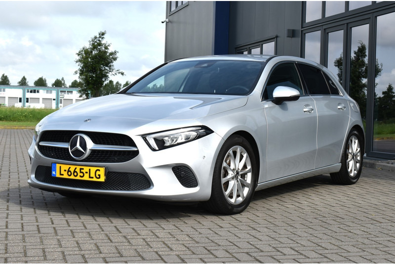 Mercedes-Benz A-Klasse 200 | Business Solution * 163 PK * Camera * LED * MBUX - Hatchback: φωτογραφία 1 Mercedes-Benz A-Klasse 200 | Business Solution * 163 PK * Camera * LED * MBUX - Hatchback: φωτογραφία 1