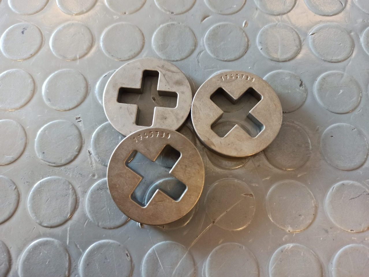 SCANIA CLUTCH - 1745730 - Συμπλέκτης και ανταλλακτικά για Φορτηγό: φωτογραφία 1 SCANIA CLUTCH - 1745730 - Συμπλέκτης και ανταλλακτικά για Φορτηγό: φωτογραφία 1