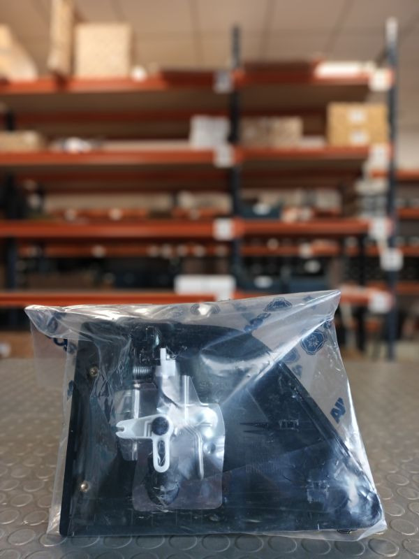 SCANIA DOOR HANDLE 2371254, 2145647 - Πόρτα και ανταλλακτικά για Φορτηγό: φωτογραφία 1 SCANIA DOOR HANDLE 2371254, 2145647 - Πόρτα και ανταλλακτικά για Φορτηγό: φωτογραφία 1