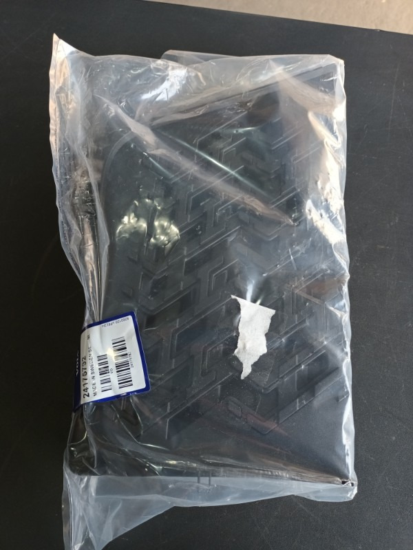 VOLVO FOOT STEP - 24175792 - Σκαλοπάτι για Φορτηγό: φωτογραφία 1 VOLVO FOOT STEP - 24175792 - Σκαλοπάτι για Φορτηγό: φωτογραφία 1