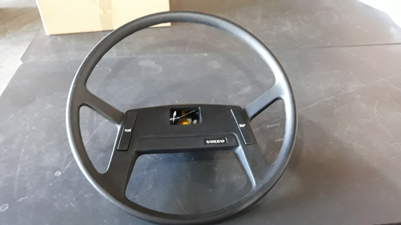 VOLVO STEERING WHEEL 1081910 - Τιμόνι για Φορτηγό: φωτογραφία 3 VOLVO STEERING WHEEL 1081910 - Τιμόνι για Φορτηγό: φωτογραφία 3