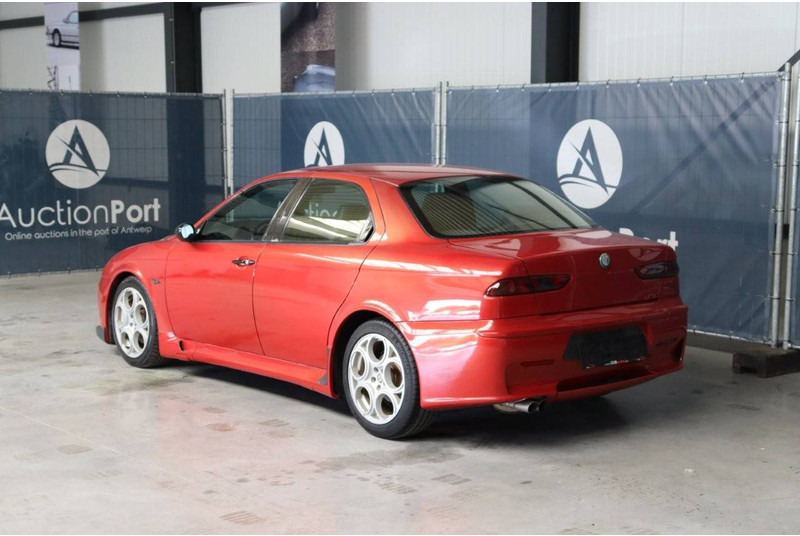 Alfa Romeo 156 3.2i V6 24v GTA - Λιμουζίνα/ Sedan: φωτογραφία 4 Alfa Romeo 156 3.2i V6 24v GTA - Λιμουζίνα/ Sedan: φωτογραφία 4