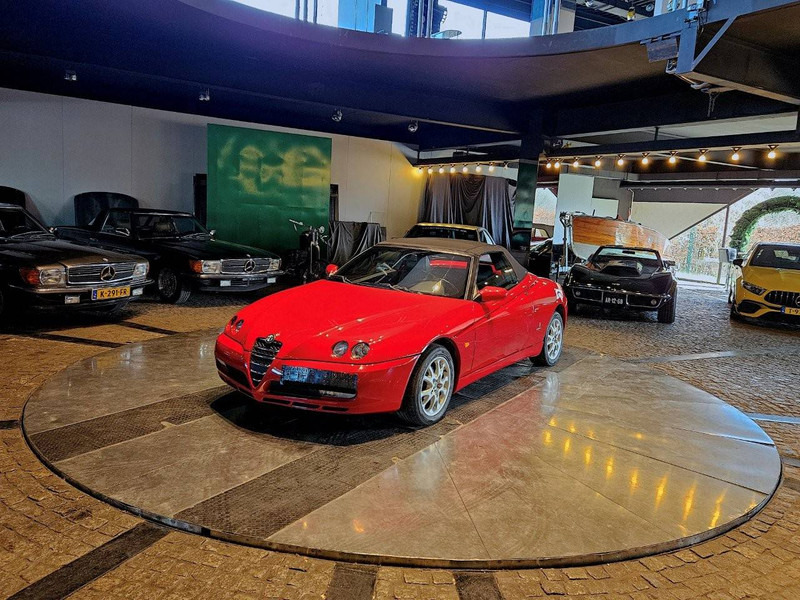 Alfa Romeo Spider (916 - update 3) _ 2.0 TS - Αυτοκίνητο: φωτογραφία 4 Alfa Romeo Spider (916 - update 3) _ 2.0 TS - Αυτοκίνητο: φωτογραφία 4