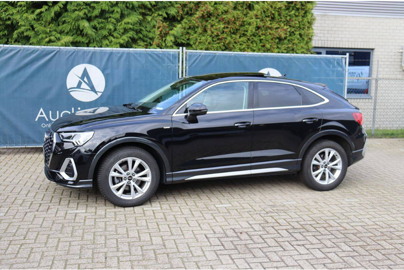 Audi Q3 Sportback - SUV: φωτογραφία 1 Audi Q3 Sportback - SUV: φωτογραφία 1