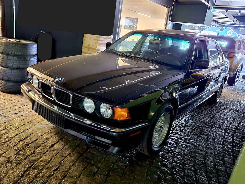 BMW 750IL - Λιμουζίνα/ Sedan: φωτογραφία 1 BMW 750IL - Λιμουζίνα/ Sedan: φωτογραφία 1