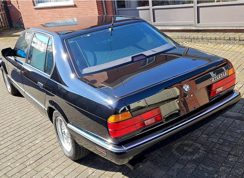BMW 750IL - Αυτοκίνητο: φωτογραφία 5 BMW 750IL - Αυτοκίνητο: φωτογραφία 5