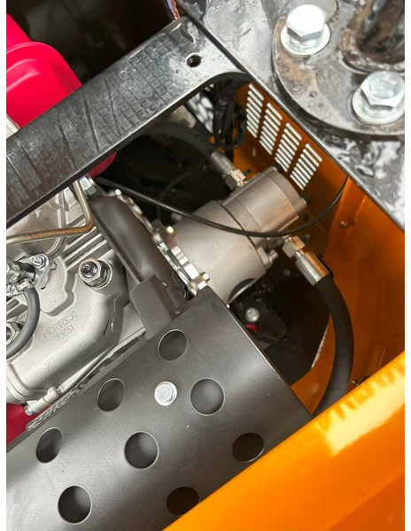 Καινούριο Μίνι εκσκαφέας Beartrac HT10: φωτογραφία 18