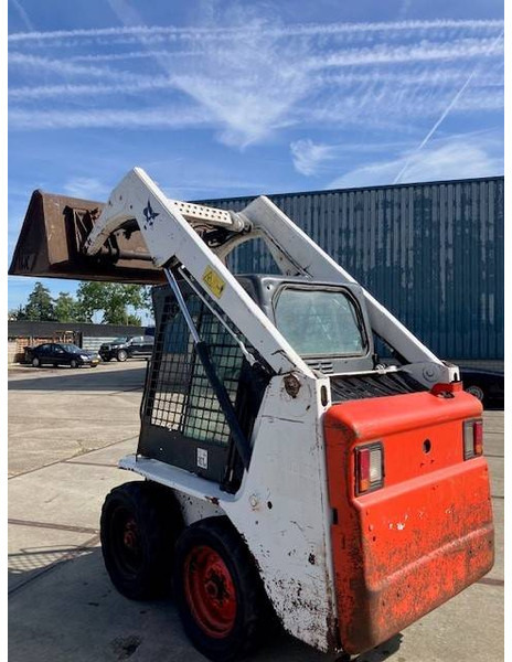 Bobcat S100 - Ελαστιχοφόρος φορτωτής: φωτογραφία 3 Bobcat S100 - Ελαστιχοφόρος φορτωτής: φωτογραφία 3