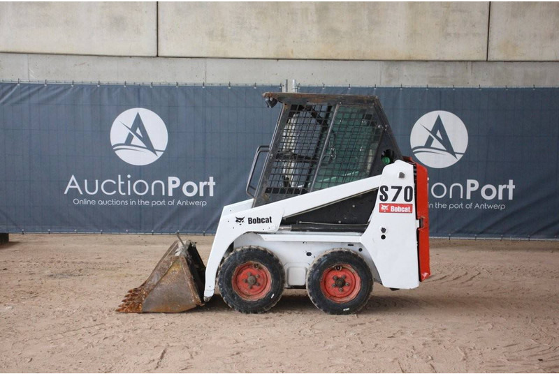 Bobcat S70 - Ελαστιχοφόρος φορτωτής: φωτογραφία 2 Bobcat S70 - Ελαστιχοφόρος φορτωτής: φωτογραφία 2