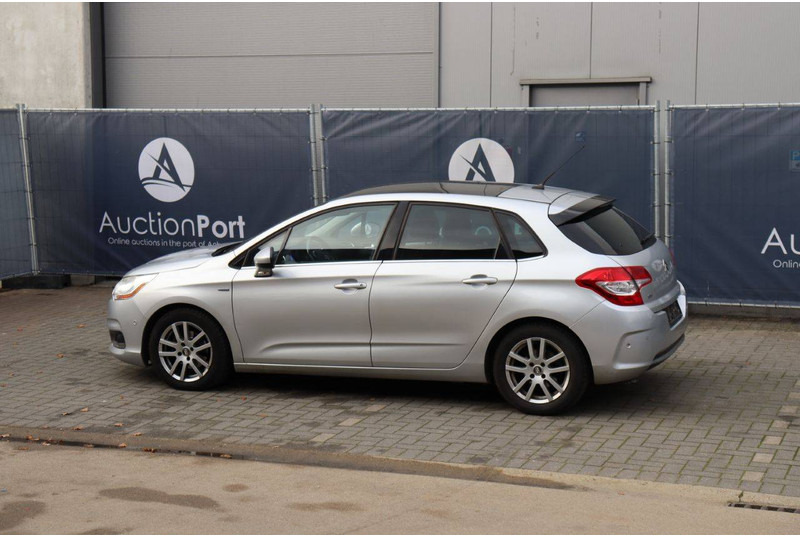 Citroën C4 - Λιμουζίνα/ Sedan: φωτογραφία 3 Citroën C4 - Λιμουζίνα/ Sedan: φωτογραφία 3